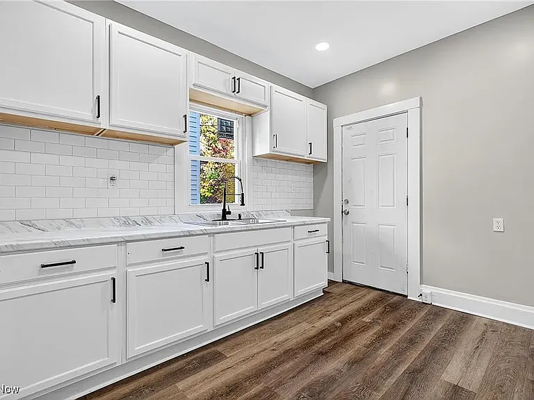 11209 Continental Ave — Photo 14
