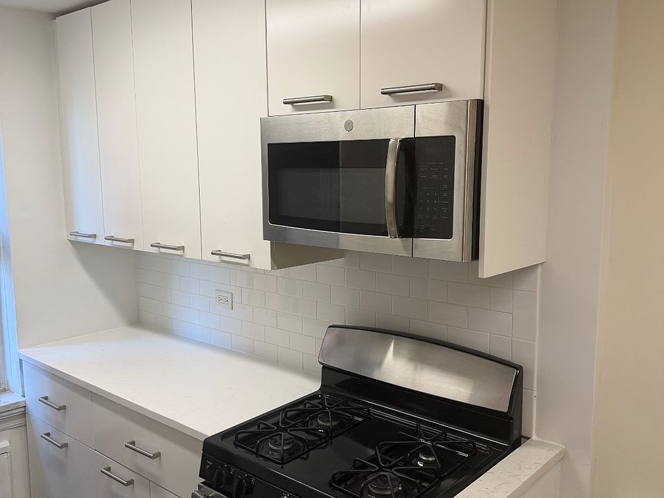 1st image of 2866 Marion Ave APT 3J