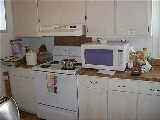 1st image of 853 W Colonial Cir