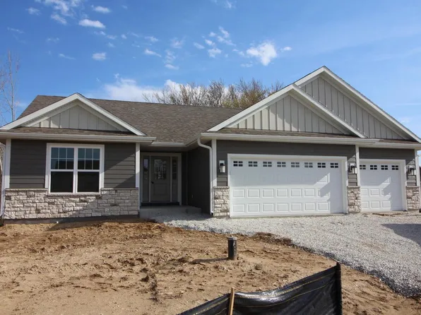 802 Meadow View DRIVE, Twin Lakes, WI 53181