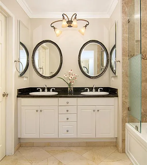 Paramount Dr — Photo 20