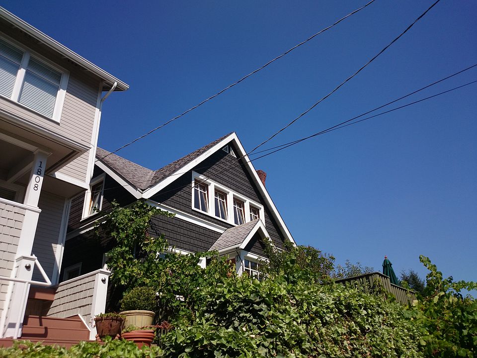 2nd image of 1812 NE 68th St
