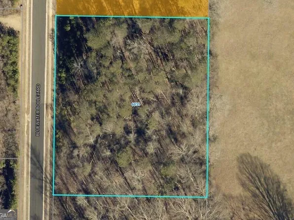 6031 Bluewater Blvd, Gainesville, GA 30506