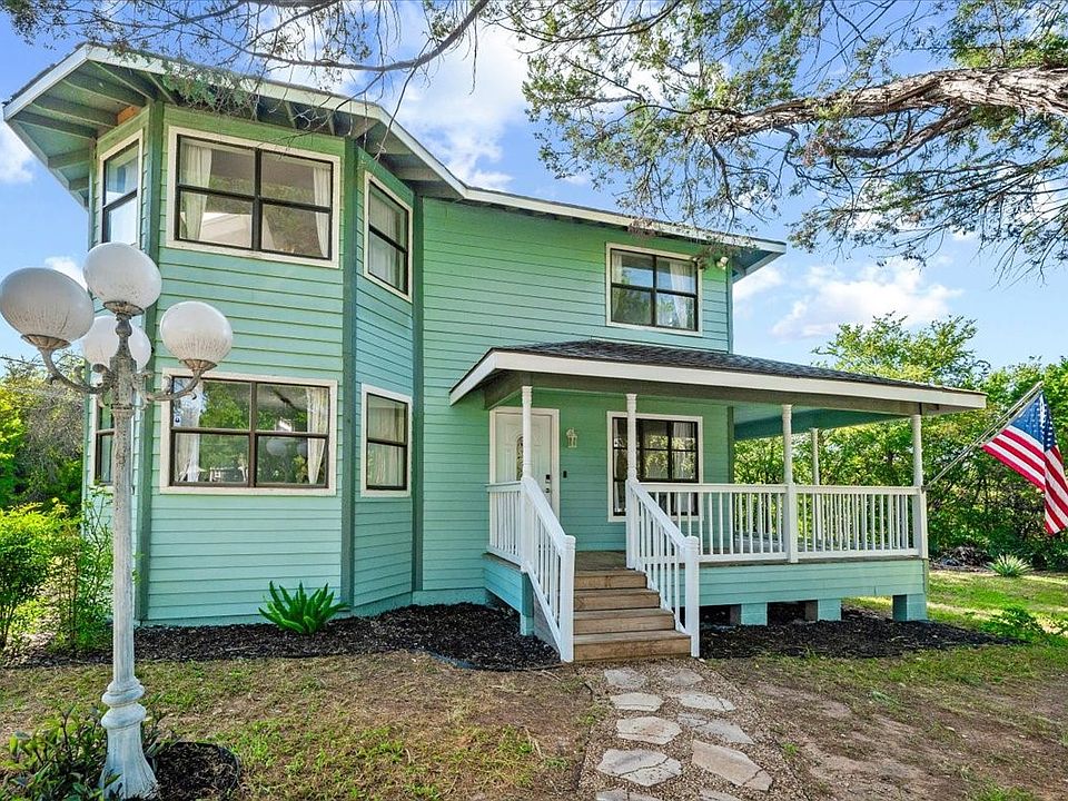 1st image of 2704 Canyon Trl