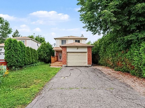2nd image of 1675 Lacombe Dr