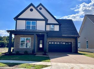 10211 Louanne Dr, Collierville, TN 38017
