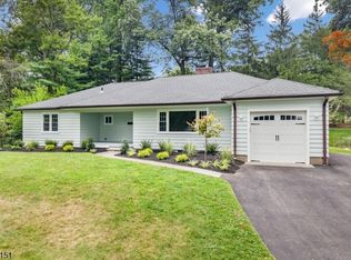 40 Old Army Rd, Bernardsville Boro, NJ 07924