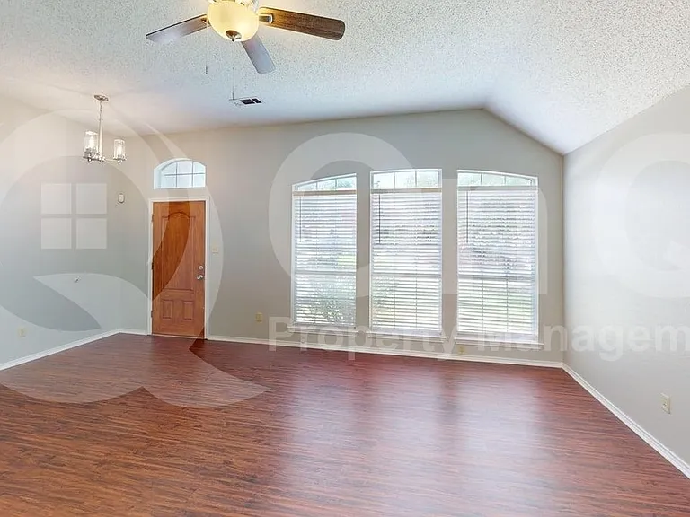 12603 Summer Hill Dr — Photo 7