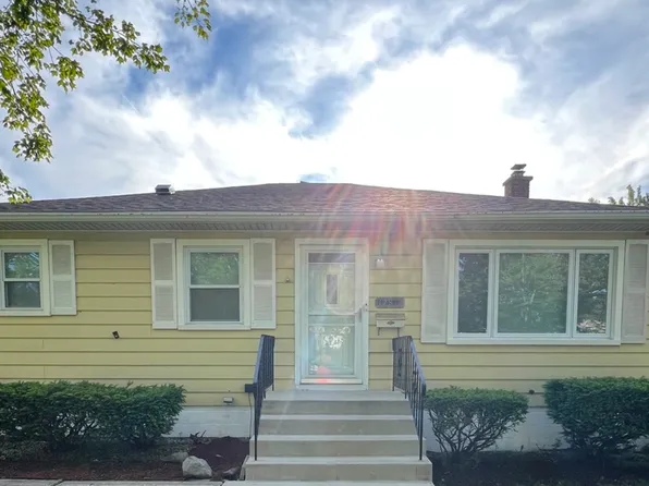 17810 Chicago Ave, Lansing, IL 60438