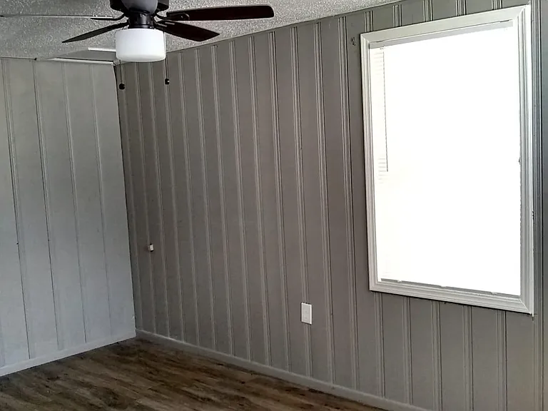 1841 Cherry Ln — Photo 13