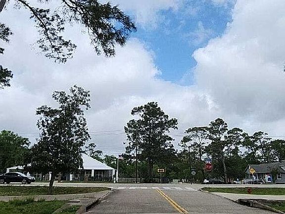5th image of 3702 Bayou Cir