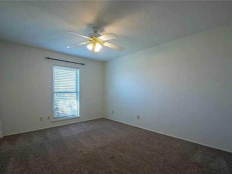 6500 Blue Ridge Trl — Photo 16
