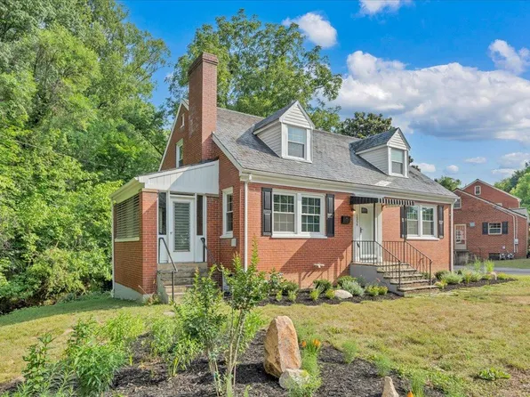 1556 Brandon Ave SW, Roanoke, VA 24015