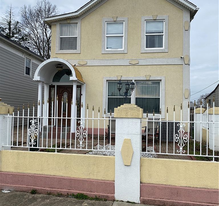 1st image of 175 Rita St