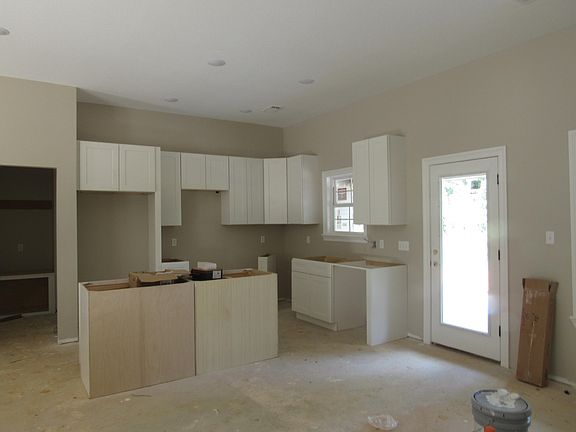 4th image of 35 Norrell Dr