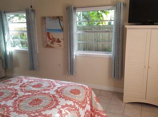 153 Valencia Dr #B, Dunedin, FL 34698