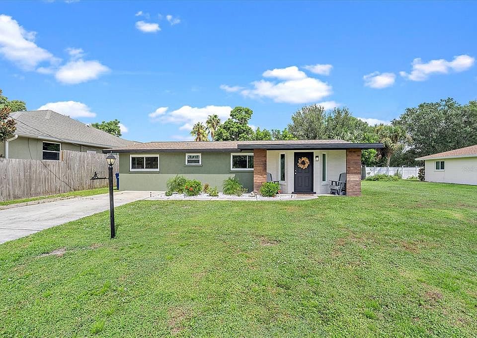 1st image of 4455 MAYGOG ROAD