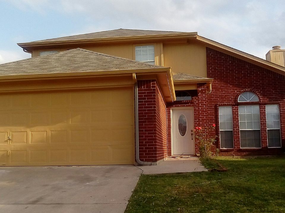 1st image of 306 Faircrest Dr