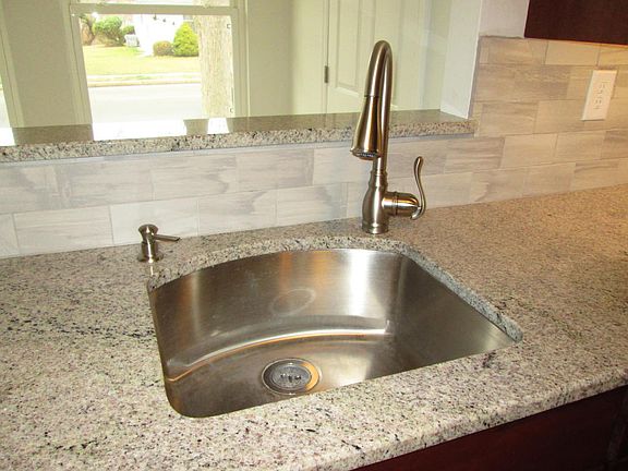 3rd image of 2185 Hovsons Blvd