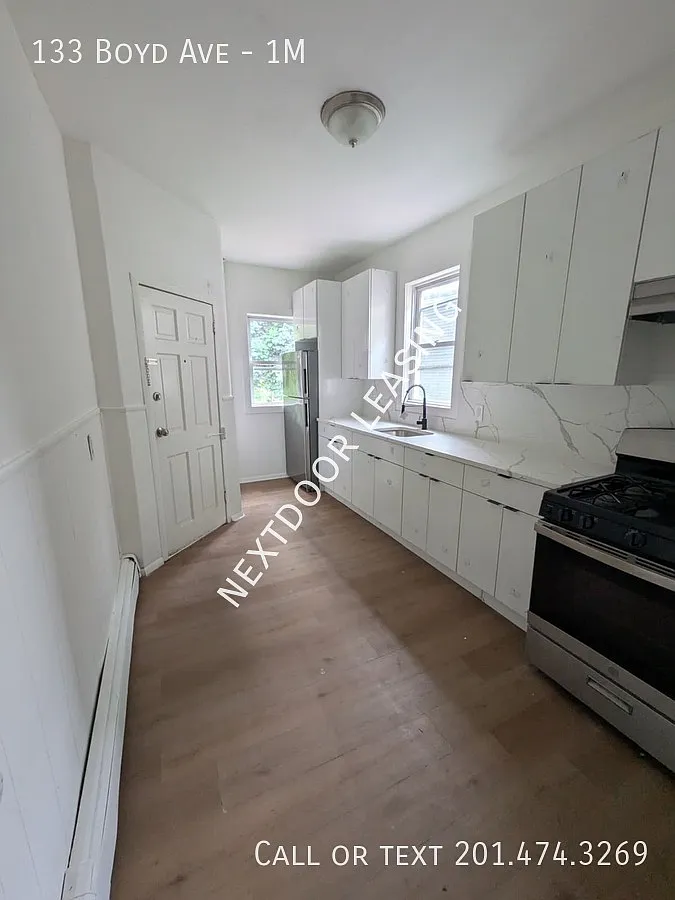 133 Boyd Ave — Photo 4