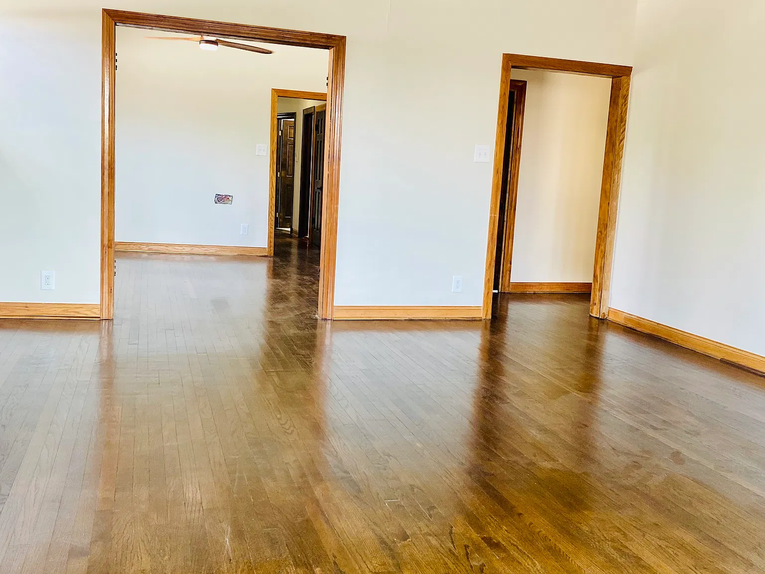 3 bed, $2,100 — Photo 4