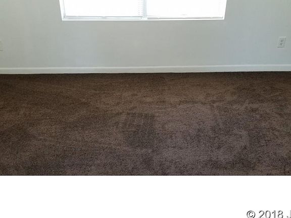 5th image of 255 S Amber Waves Blvd