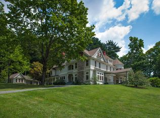 106 Cliffwood St, Lenox, MA 01240