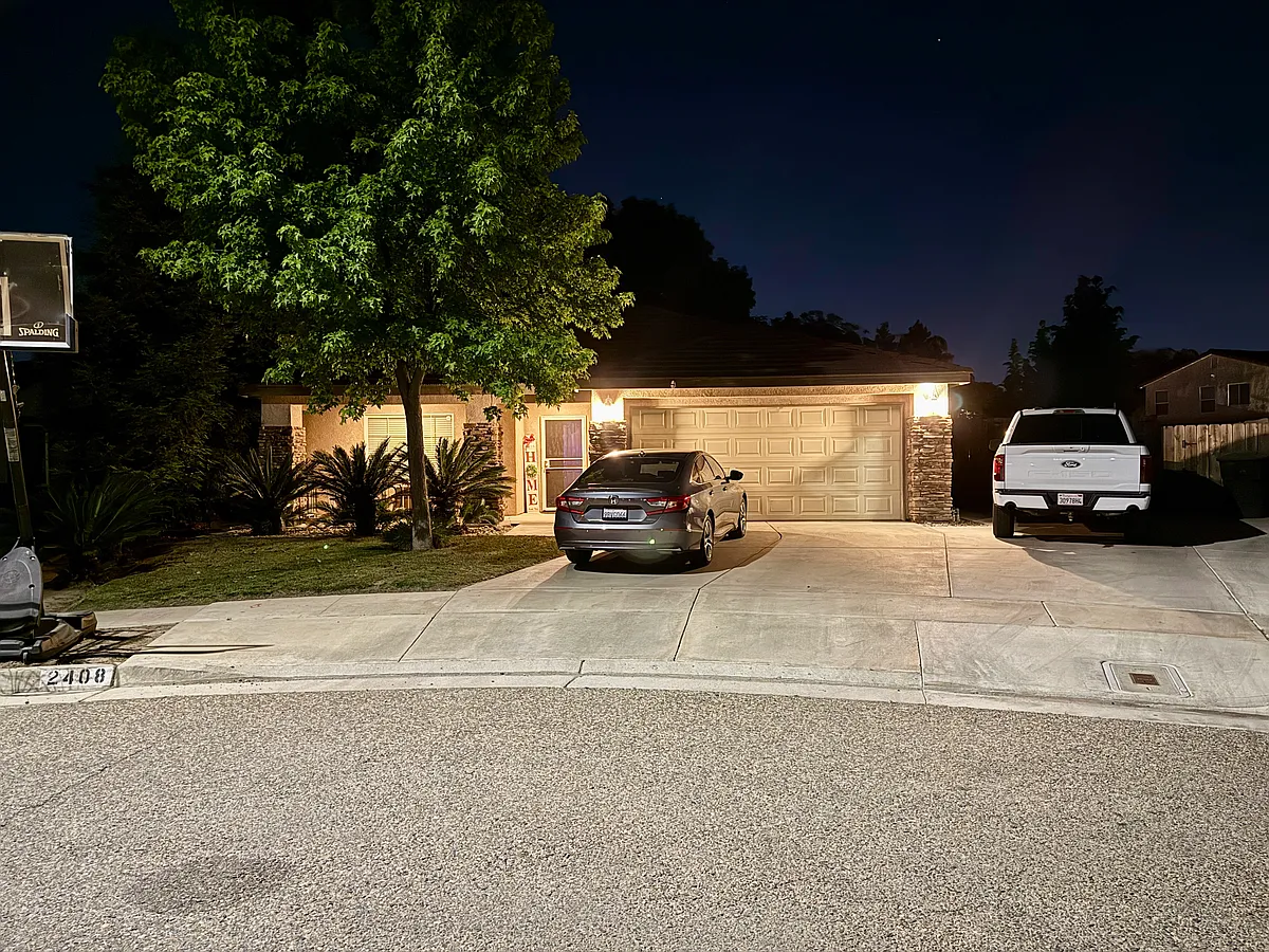 Building Photo - 2408 Juniper Ct