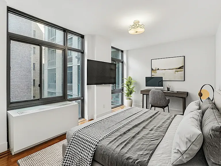 33 Caton Pl #3L — Photo 3