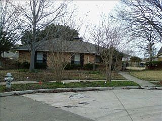 1st image of 3825 Roan Cir