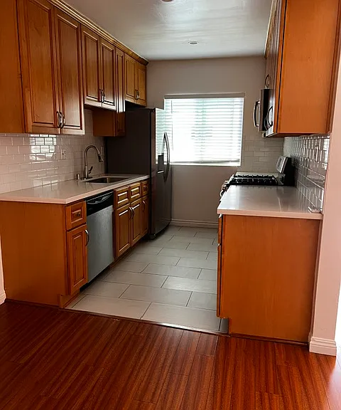 Clark Place — Photo 11