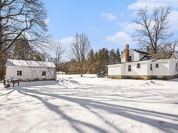 3rd image of 234 N Eastern Ave