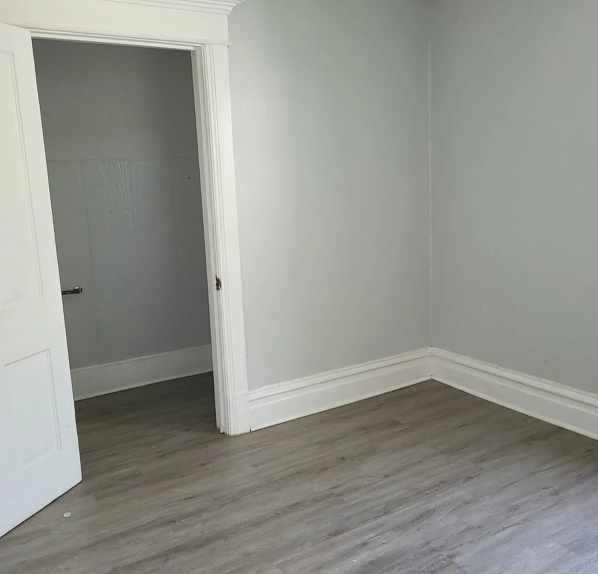 602 Forest Ave Apt 2 - 1 — Photo 2