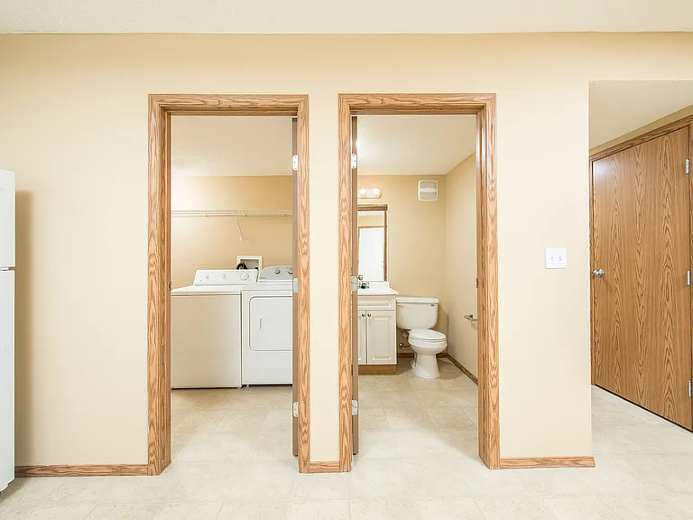 100 Jordan Pkwy — Photo 19