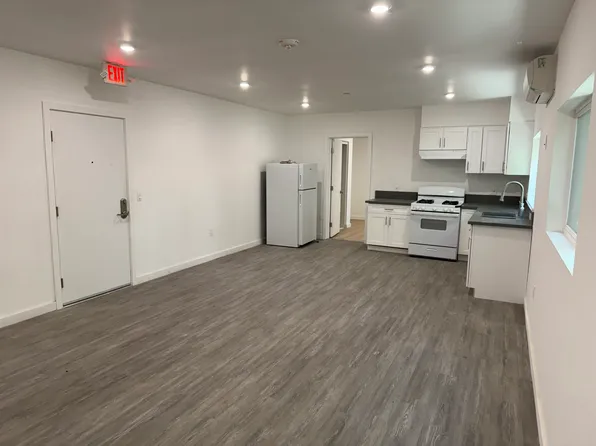 927 E 25th St, Los Angeles, CA