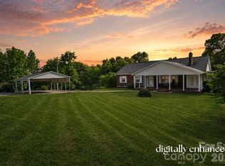 3021 Davis Park Rd, Gastonia, NC 28052