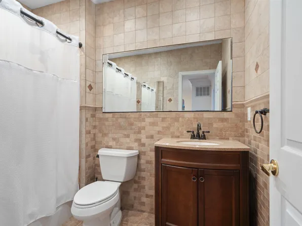 70 South Street image 16 of 23