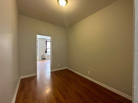 3rd image of 109 Graham Ave #2D