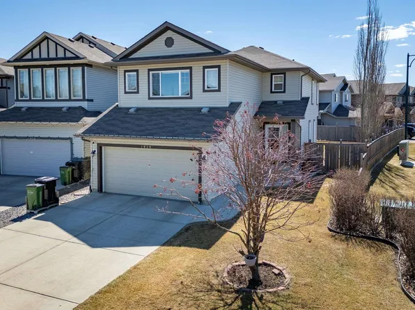 1939 118th St SW, Edmonton, AB T6W 2E4