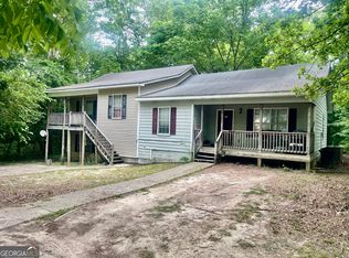 97 Forest Pl, Lawrenceville, GA 30046