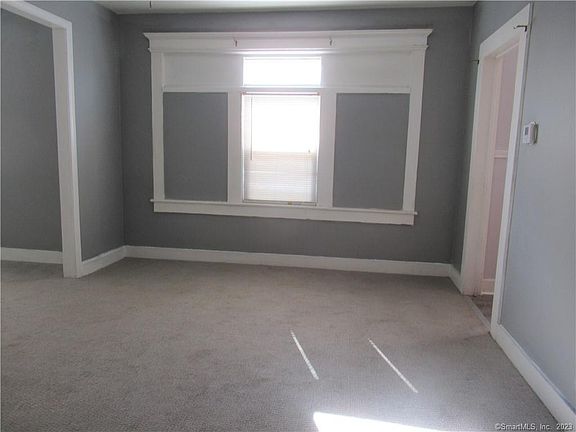 5th image of 223 Lenox Ave