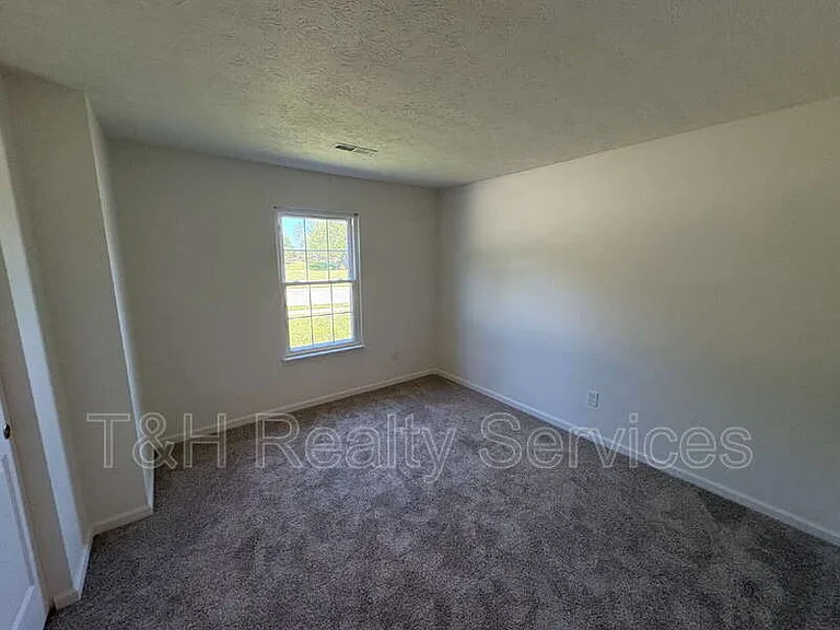 2751 Winding Creek Ln — Photo 13