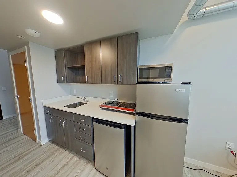 Ferry Street Flats - Modern Studios and Lofted units right by campus! — Photo 39