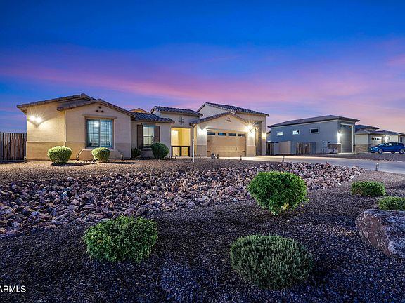 3rd image of 13532 W SIERRA VISTA Drive