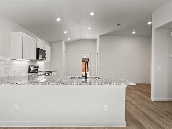 7th image of this home
