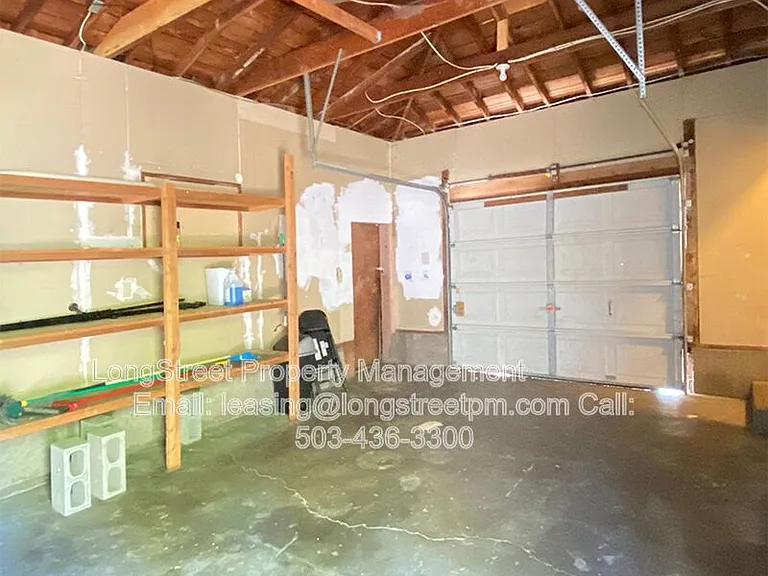 3255 NW Fillmore Ave — Photo 18