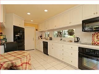 5th image of 39 Pasatiempo Dr