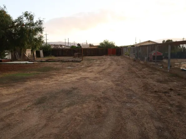 5 6th St, Greenfield, CA 93927