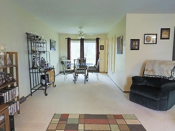 5th image of 8633 Courtland Dr