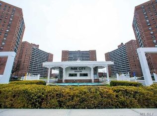 6115 98th St APT 2J, Rego Park, NY 11374